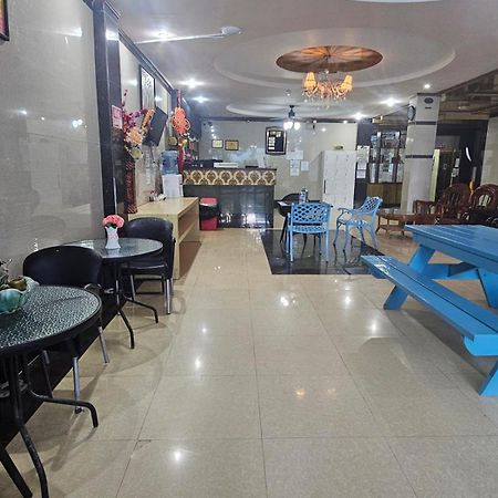 China Town Hotel Кайе Колкер Екстериор снимка